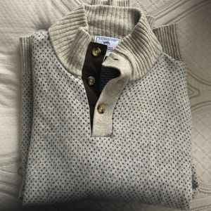 Southern tide sweater worn once literally.NEEDGONE